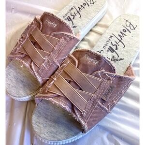 Blowfish Malibu Women Pink Canvas Distressed Sandals Superfoam Size 8.5 Slides